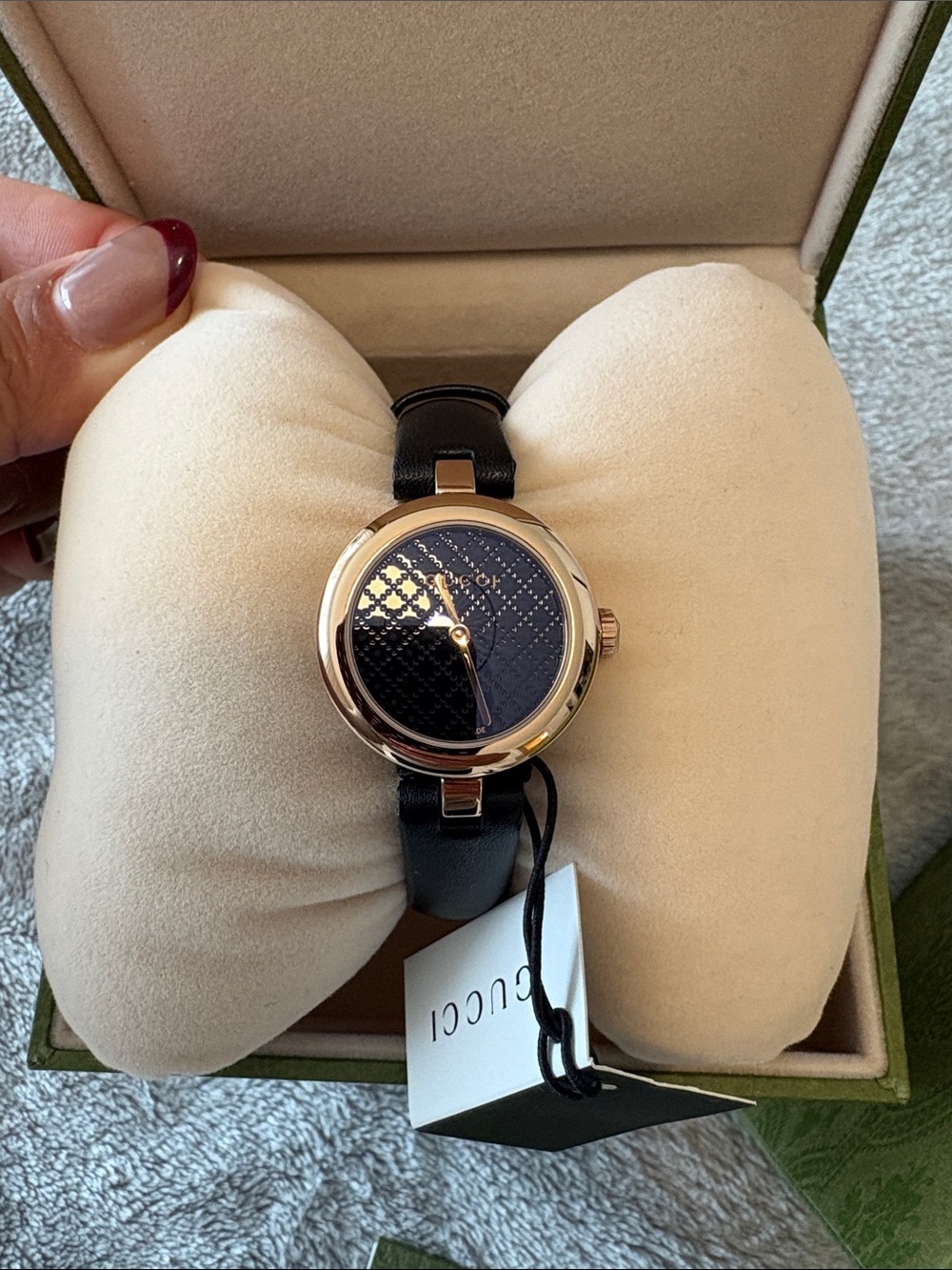 NWT Gucci 'Diamantissima' Watch
Rose Gold